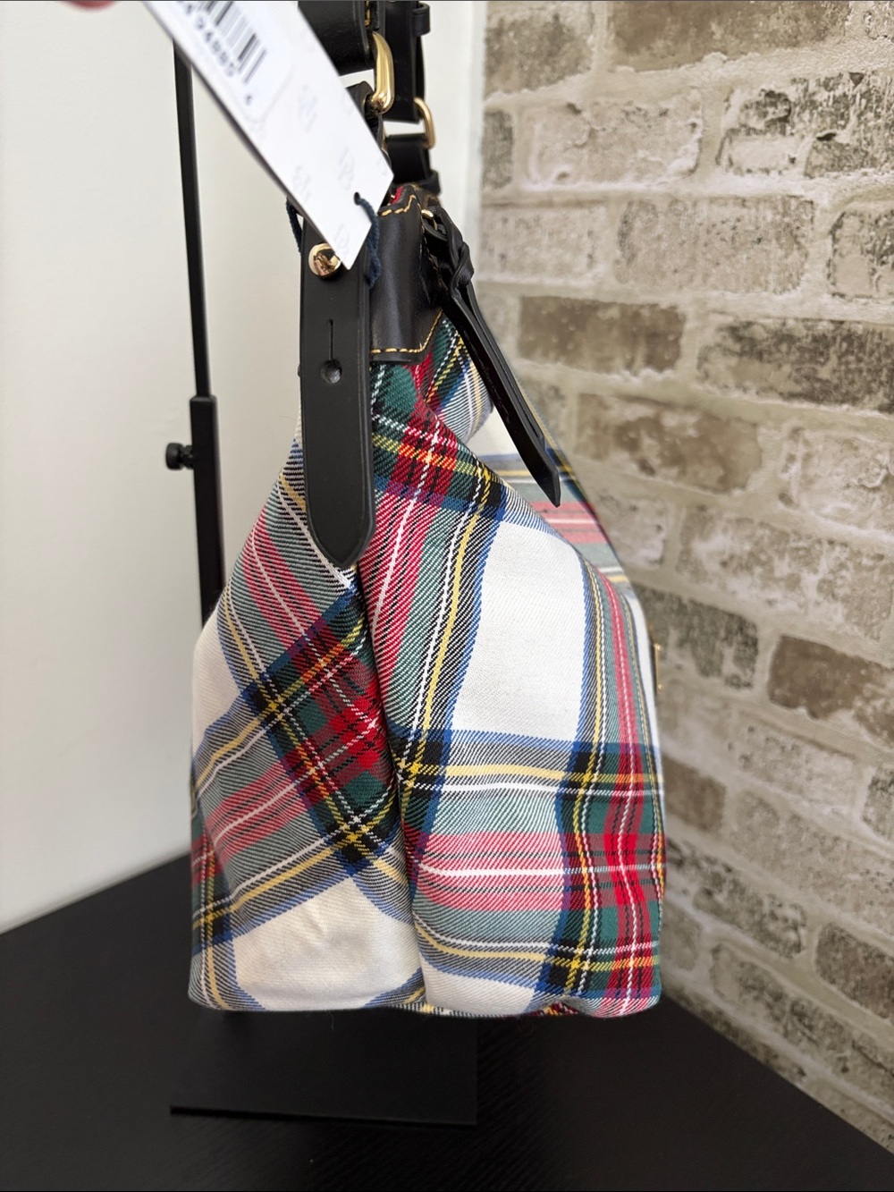 NWT Dooney & Bourke White Multi Plaid Shoulder Bag with Black Trim - Picture 3 of 15